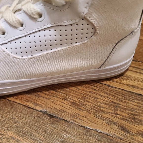 Sold - Picture 5 of 6